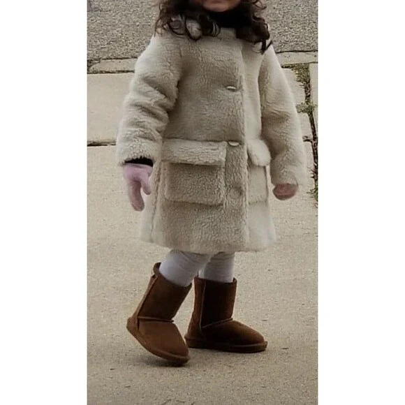 Girls toddler J Crew Crewcuts faux fur Sherpa teddy coat cream